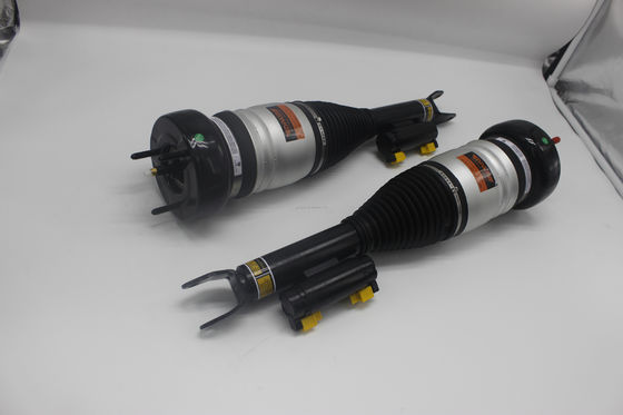 Voor-linkse luchtverstelbare schokdempers voor Mercedes Benz W205 2053204768 2053204868 2053208300 2053208400