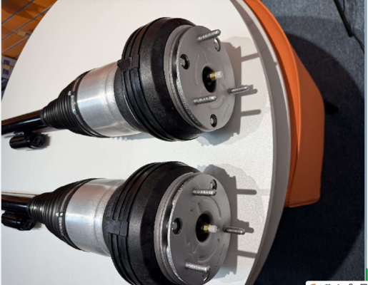 2233200304 2233200404 Een paar linker en rechts auto-ophanging voor Mercedes Benz W223